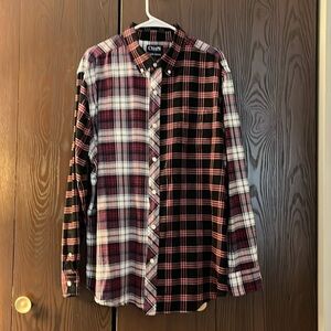 Chaps men’s long sleeved navy, red, green and white button down shirt. XXL